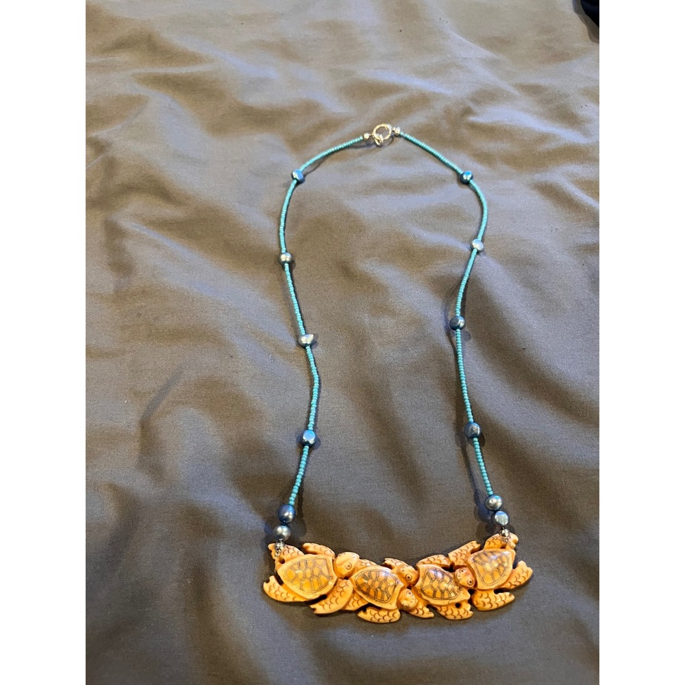 Vintage Carved Turtle Statement Necklace Turquoise Seed Bead Coastal Jewelry - Picture 1 of 3